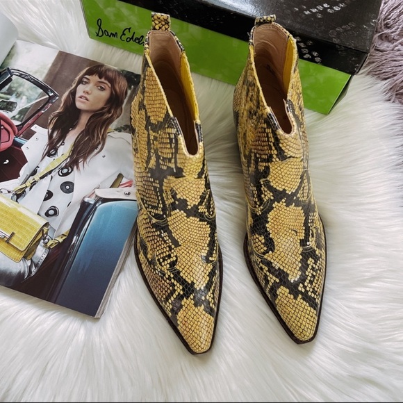 Sam Edelman Winona Western Boot - Picture 4 of 10